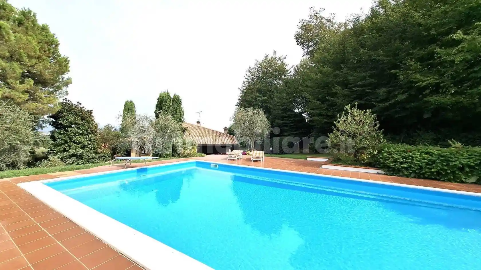 Villa in vendita a Soiano del Lago