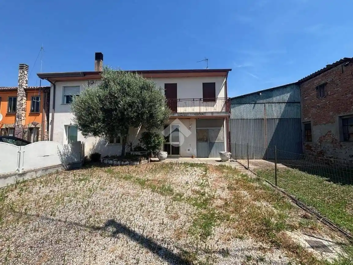 Casa indipendente in vendita a Barbona