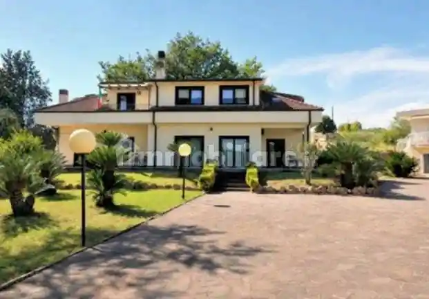 Villa in vendita a Fonte Nuova