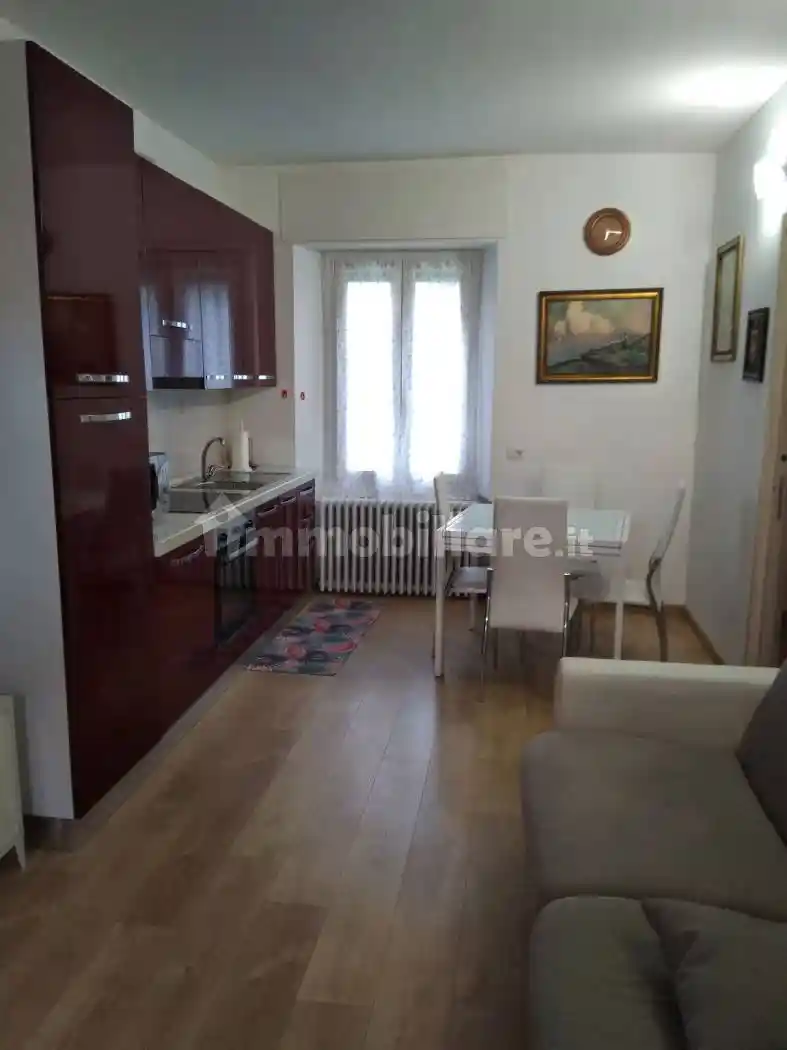 Appartamento in affitto a Lomagna