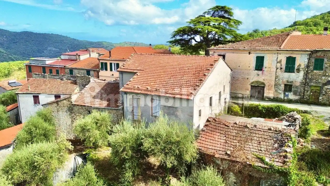 Casa indipendente in vendita a Pontedassio