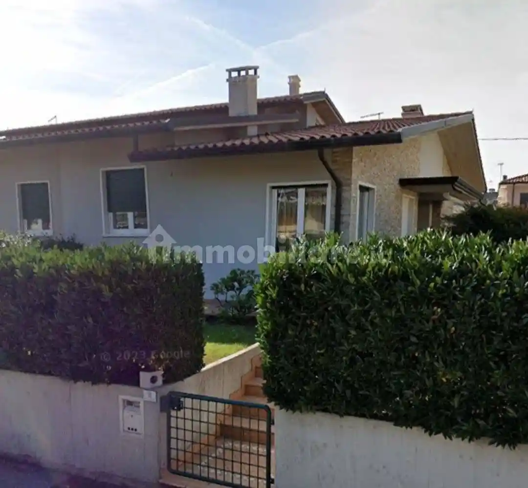 Villa in vendita a Zanè
