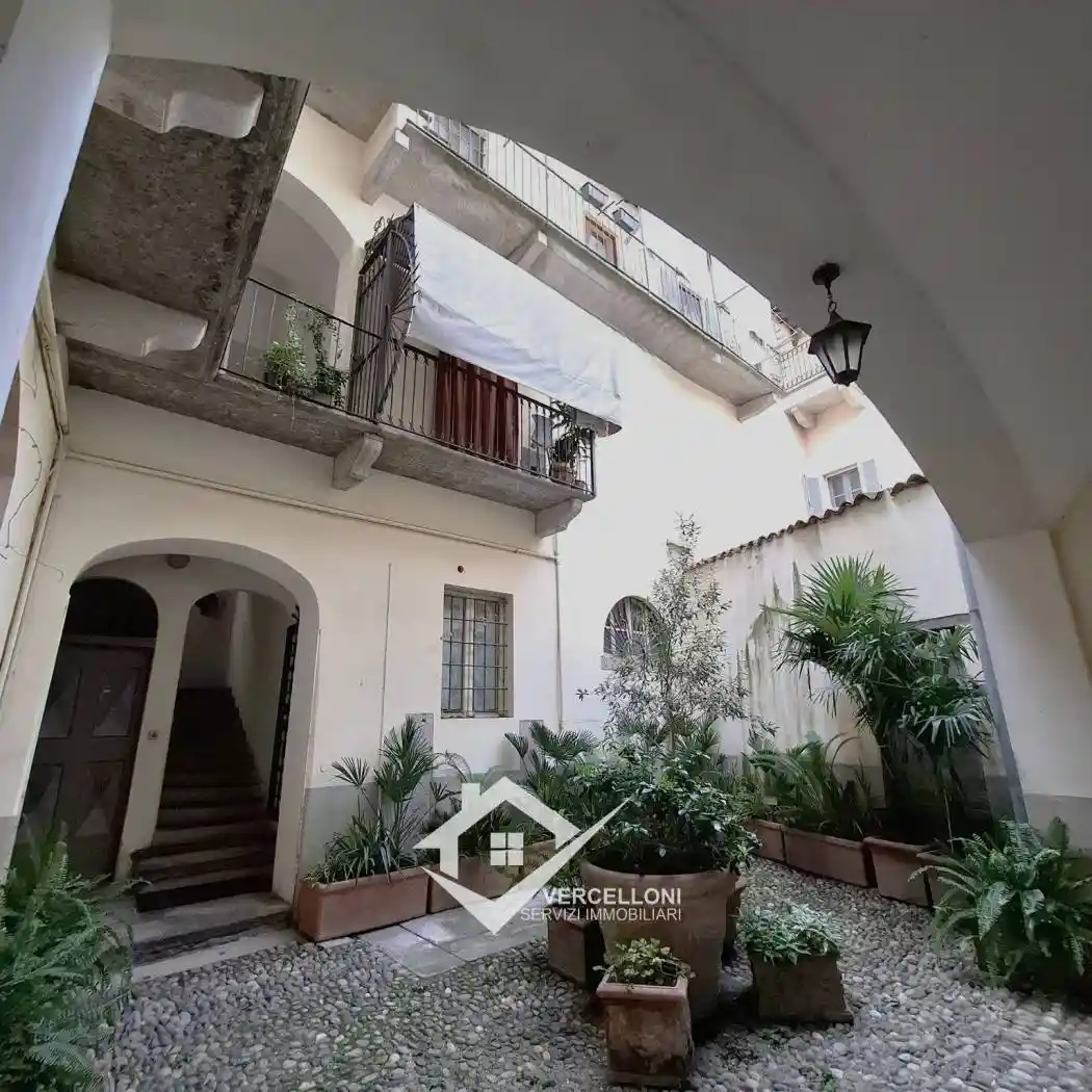 Appartamento in vendita a Novara