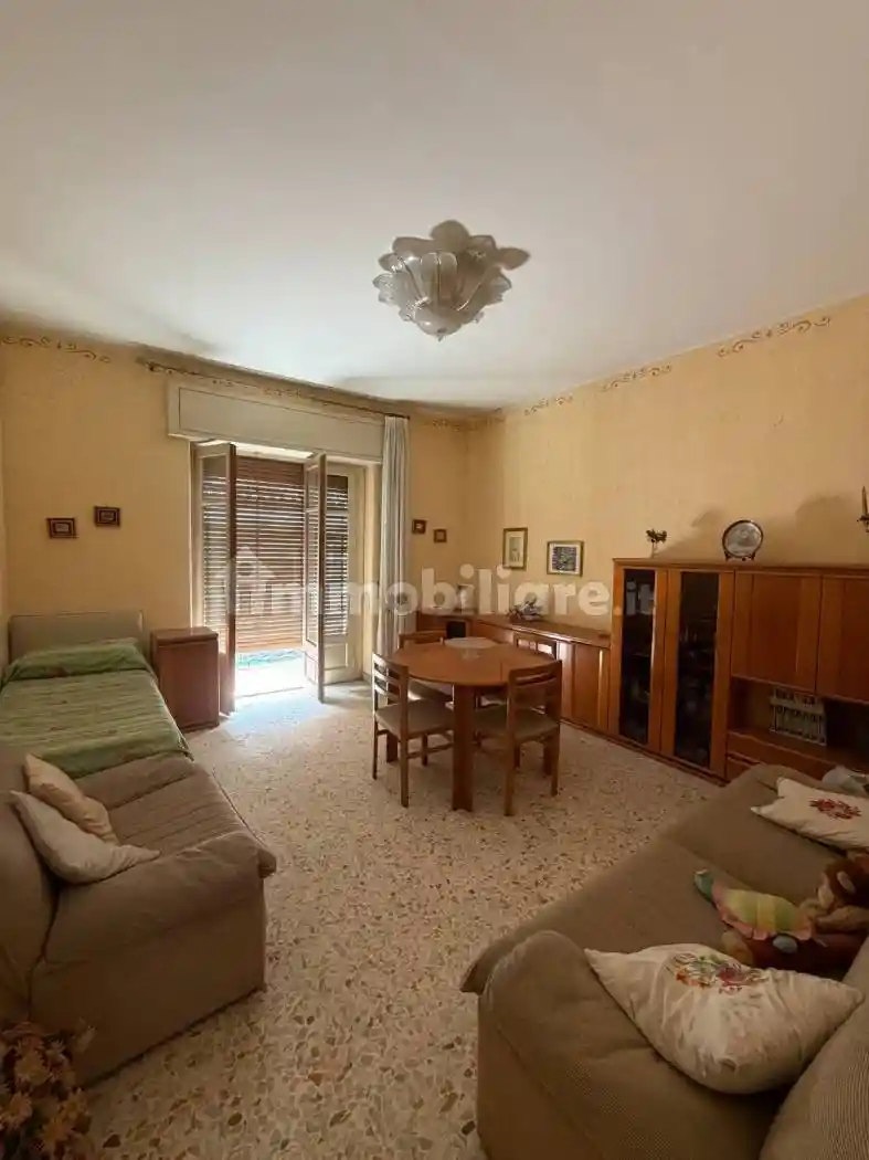 Appartamento in vendita a Valverde
