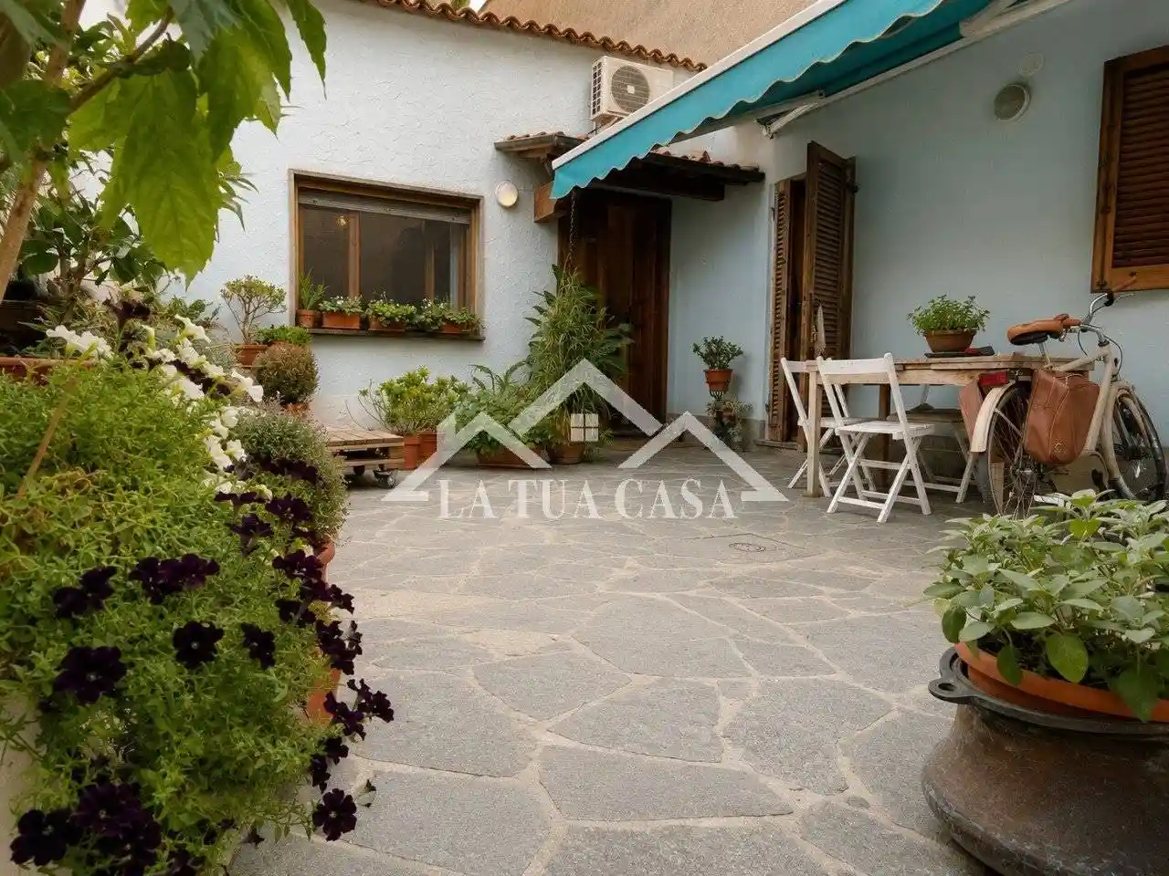 Appartamento in vendita a Viareggio
