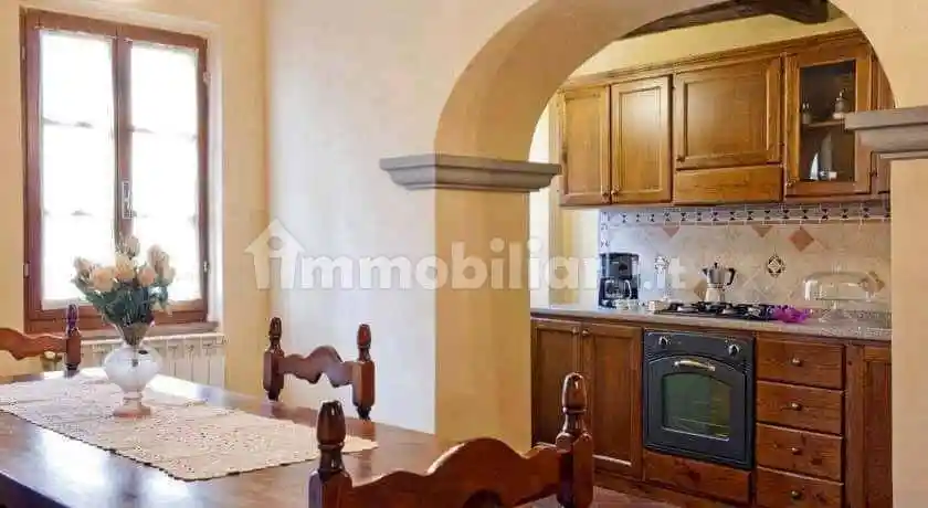 Appartamento in affitto a Cortona