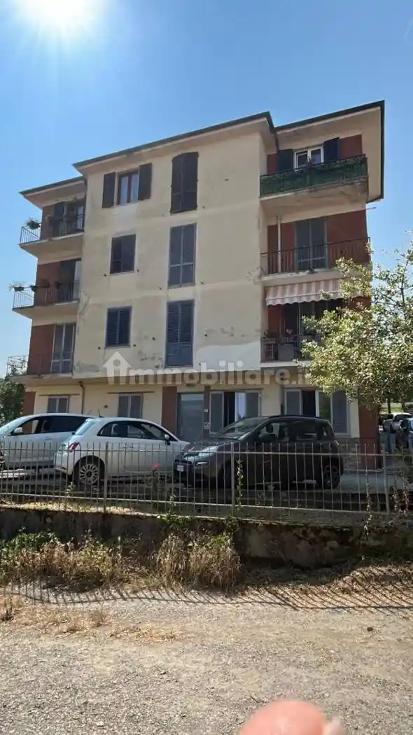 Appartamento in vendita a Zavattarello