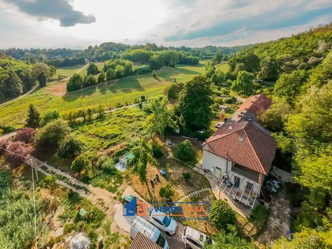 Rustico - Casale in vendita a Asti
