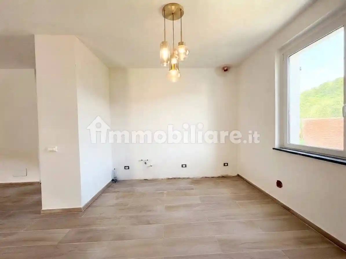 Appartamento in vendita a Riccò del Golfo di Spezia
