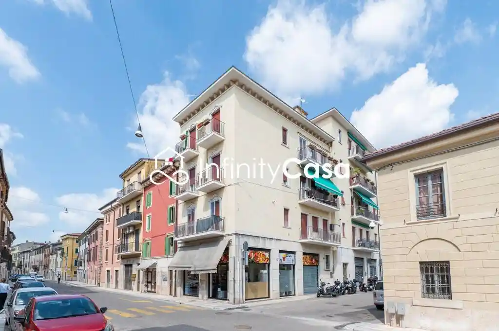 Appartamento in vendita a Verona