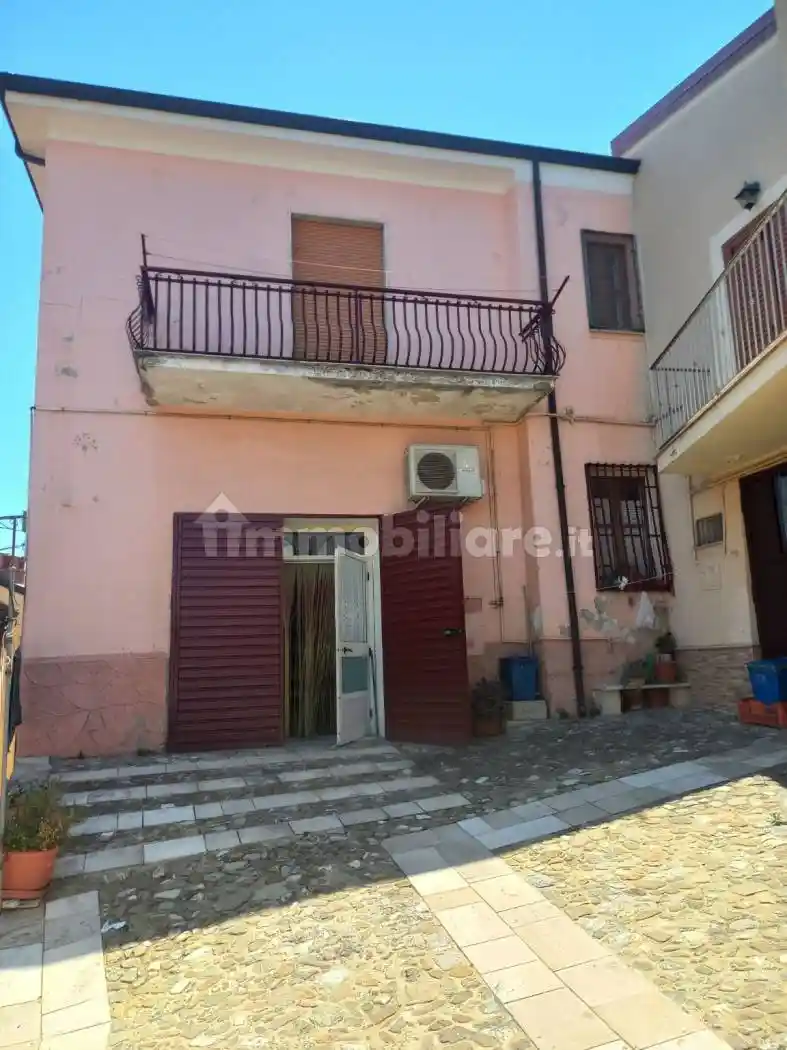 Casa indipendente in vendita a Terranova da Sibari