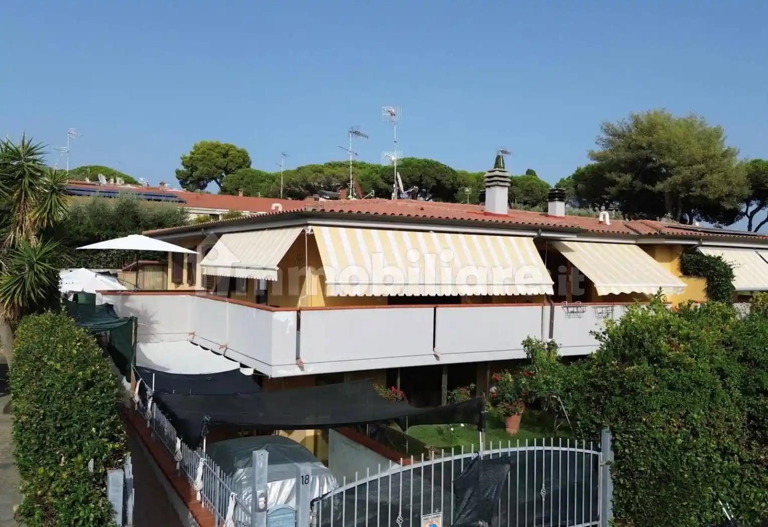 Villa in vendita a Follonica