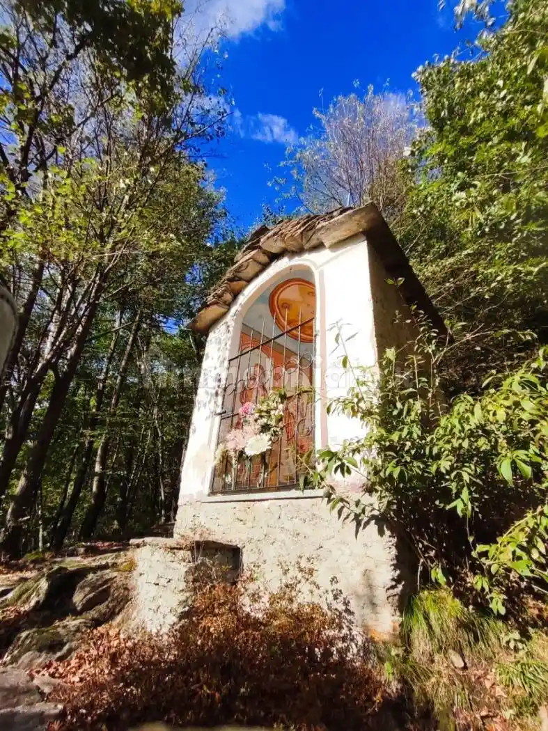 Casa indipendente in vendita a Beura-Cardezza