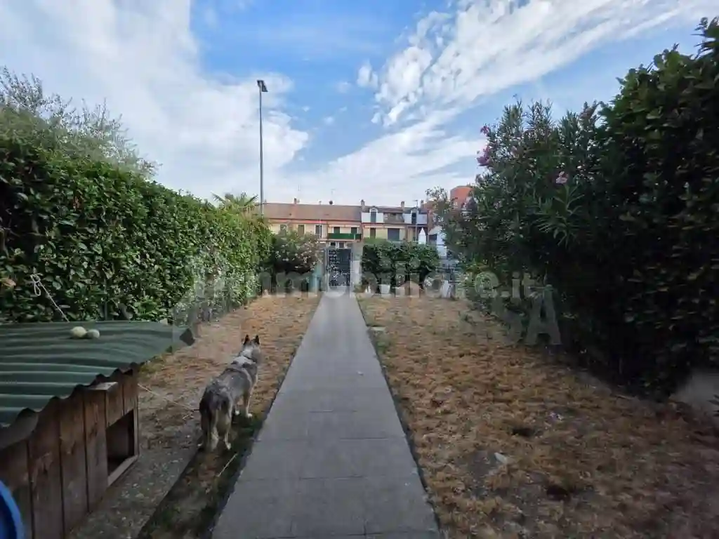 Villetta a schiera - foto 2