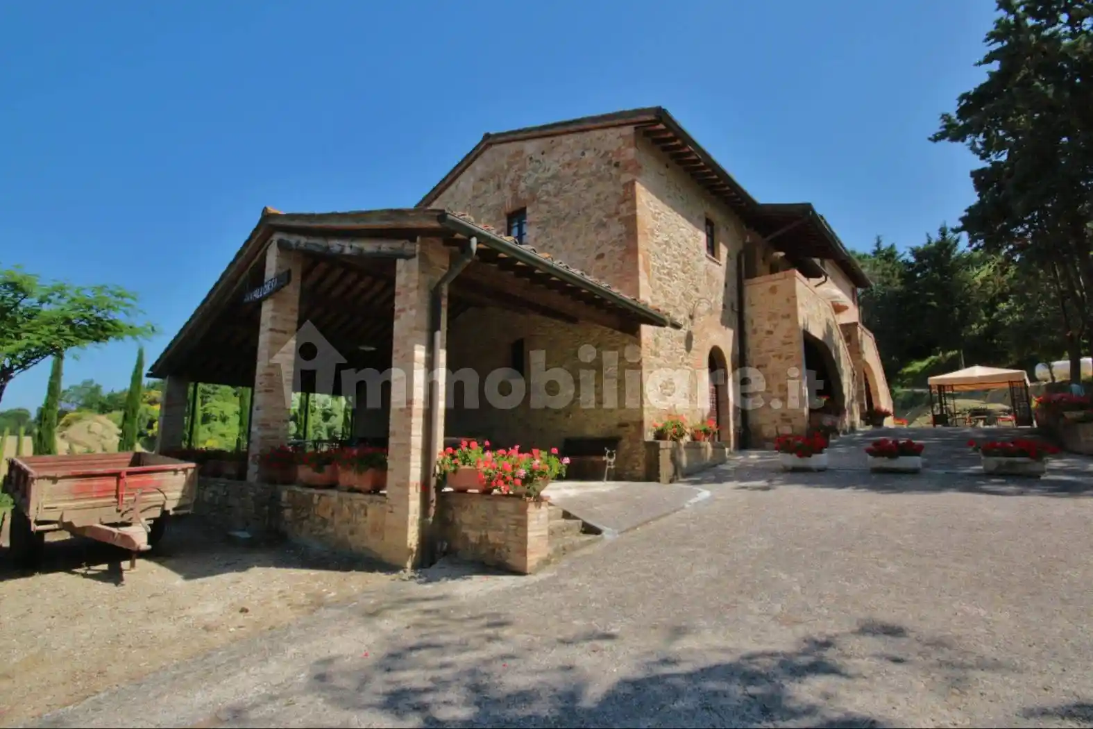 Appartamento in affitto a Terricciola