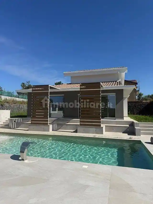 Villa in vendita a San Giovanni la Punta