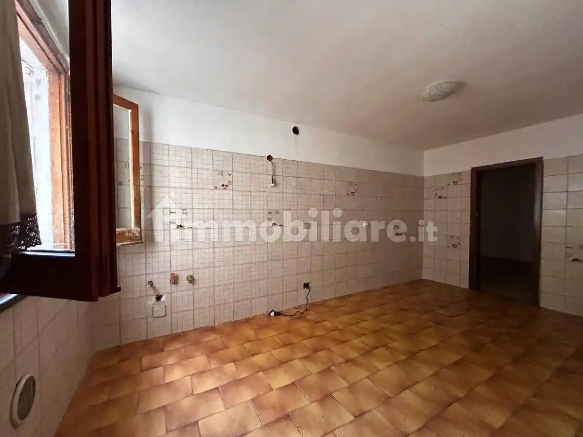 Casa indipendente in vendita a Reggio Emilia