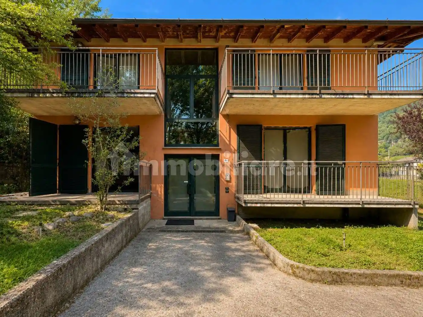 Appartamento in vendita a Adrara San Martino