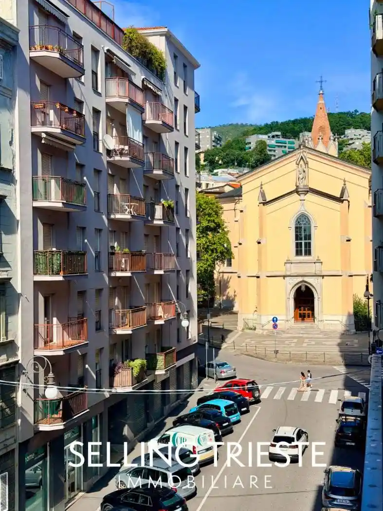 Appartamento in vendita a Trieste