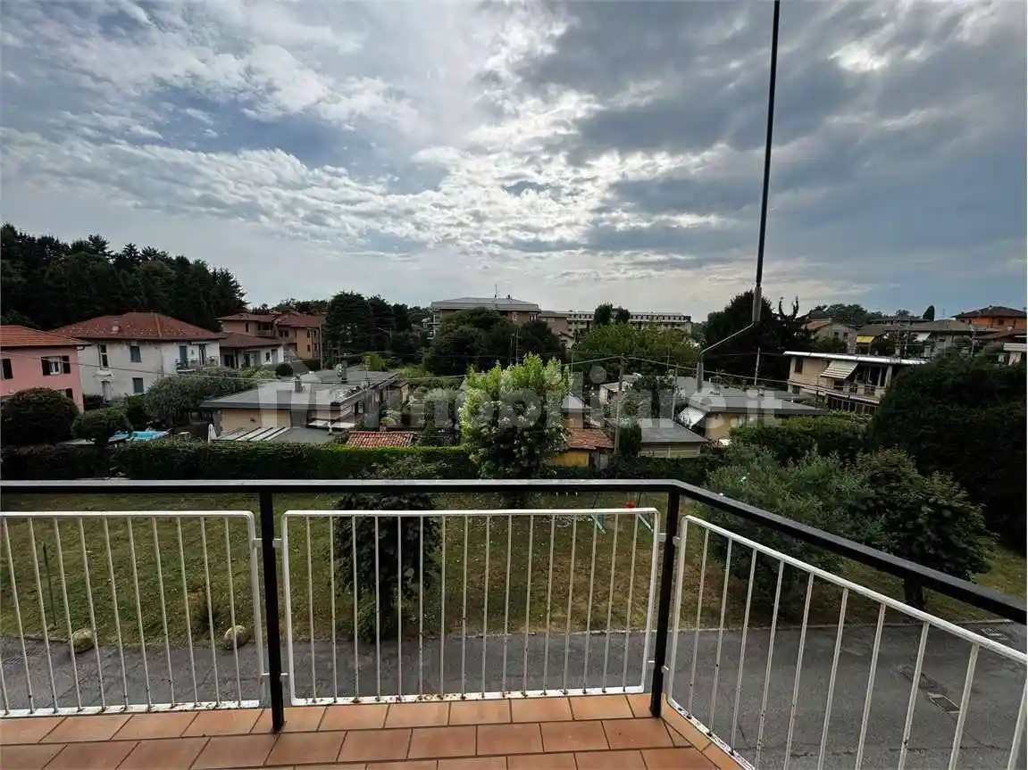 Appartamento in affitto a Como