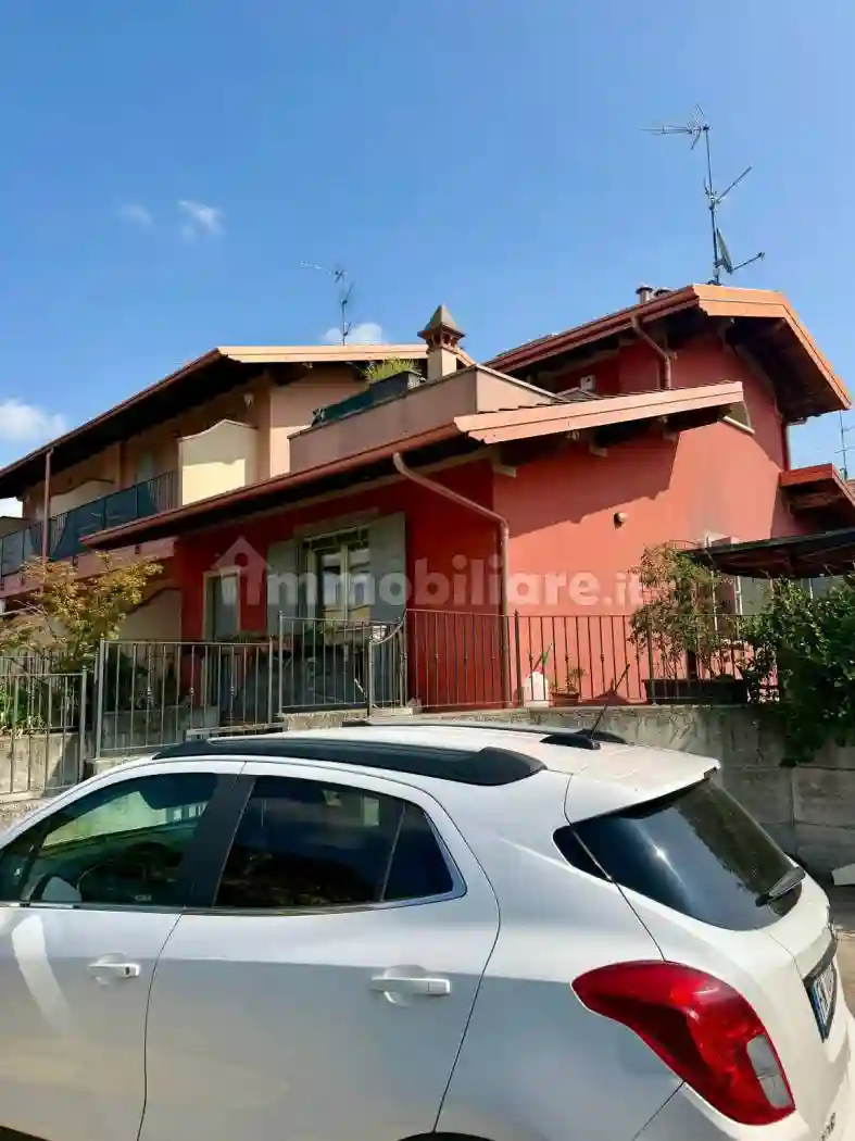 Villetta a schiera - foto 2