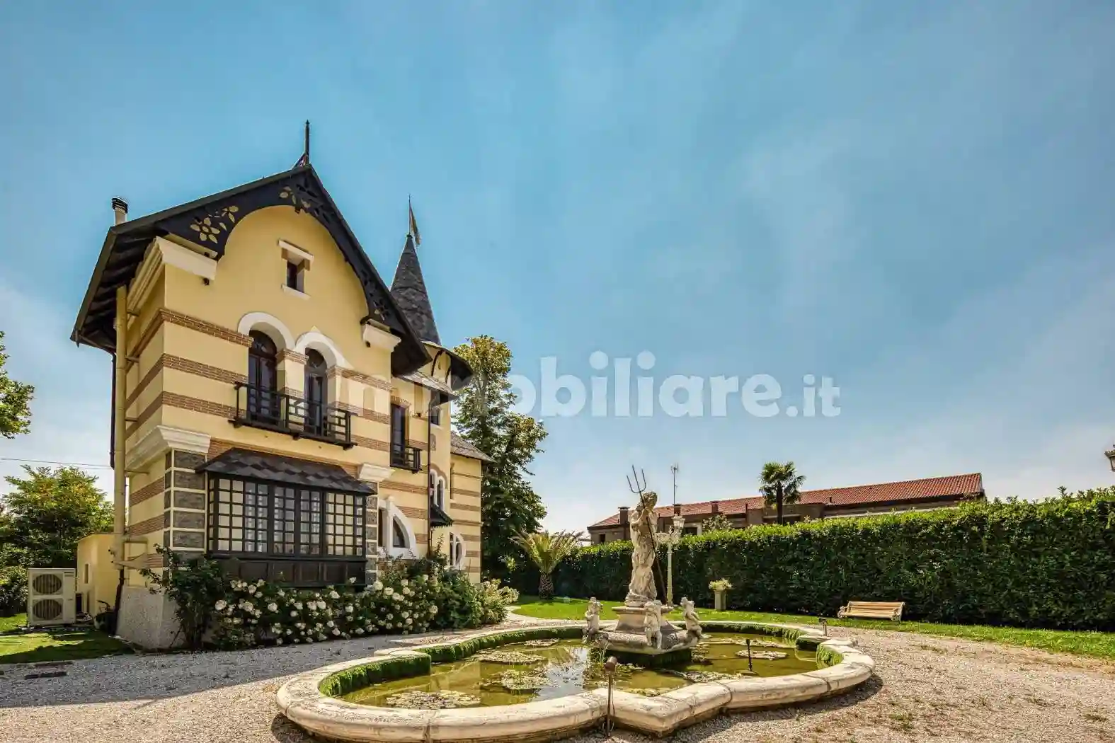 Villa - foto 2