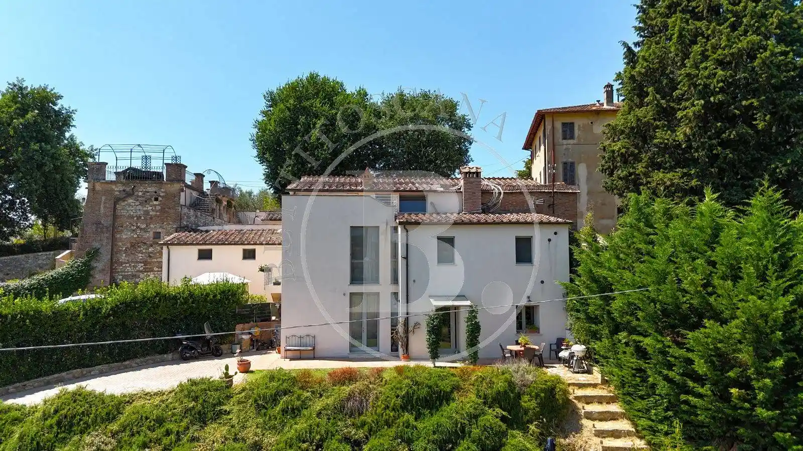 Casa indipendente in vendita a Siena