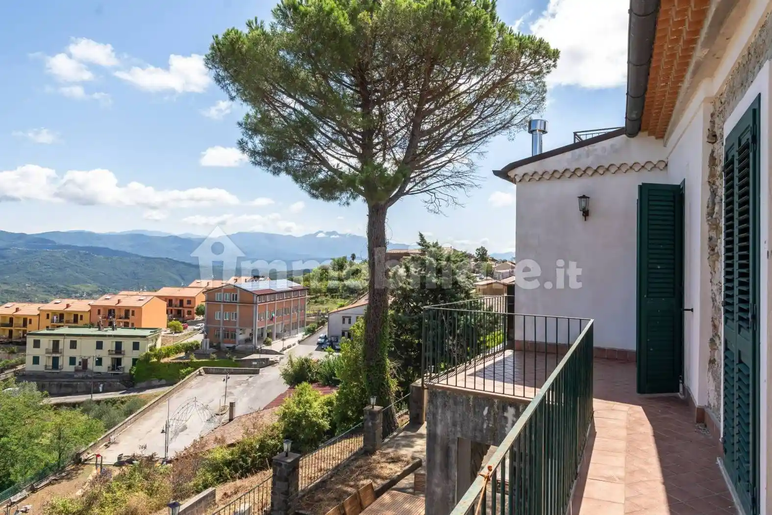 Rustico - Casale in vendita a Lustra