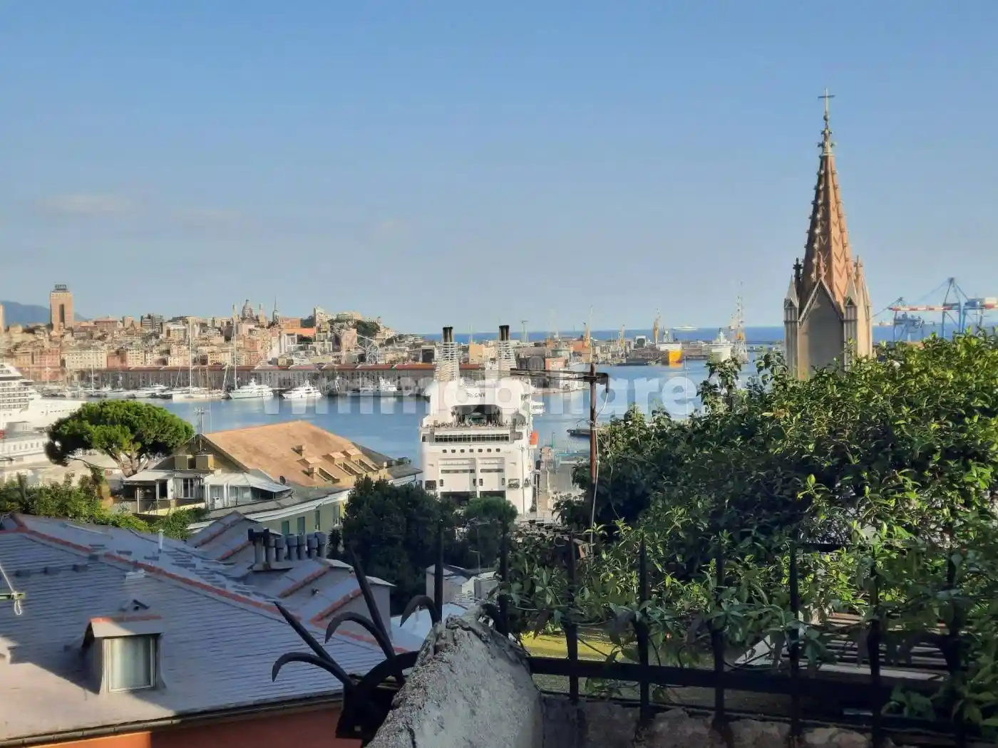 Appartamento in vendita a Genova