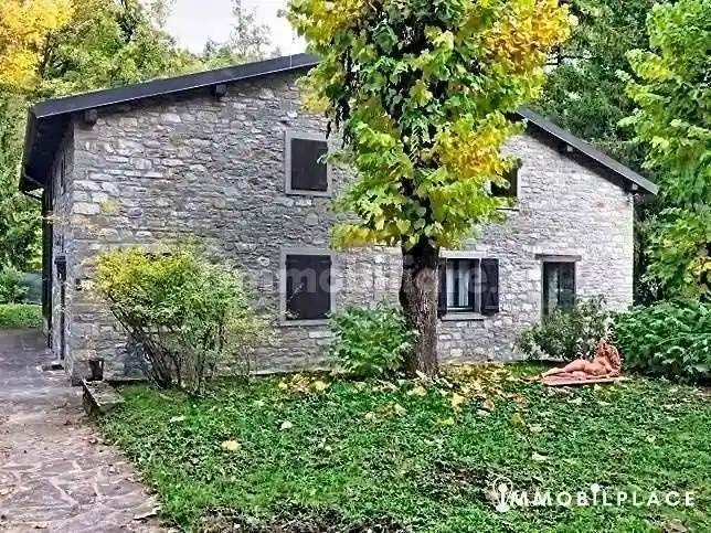 Villa in vendita a Alto Reno Terme