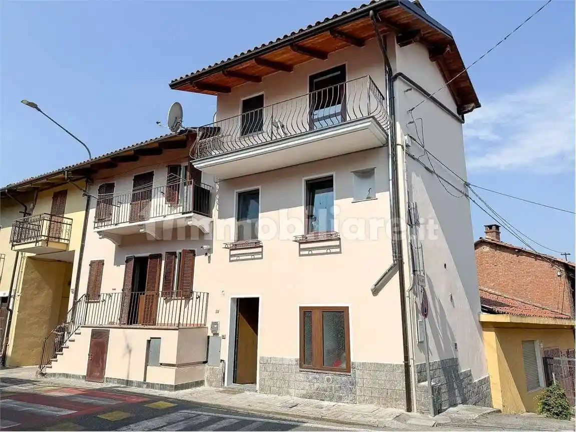 Casa indipendente in vendita a Berzano di San Pietro