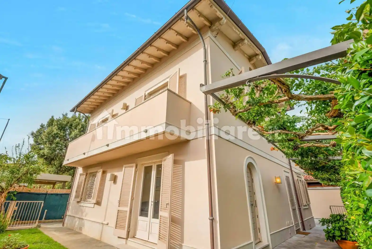 Villa in vendita a Forte dei Marmi