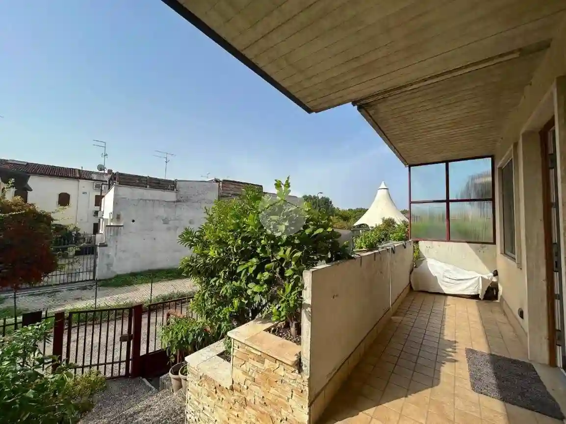 Villetta a schiera - foto 2