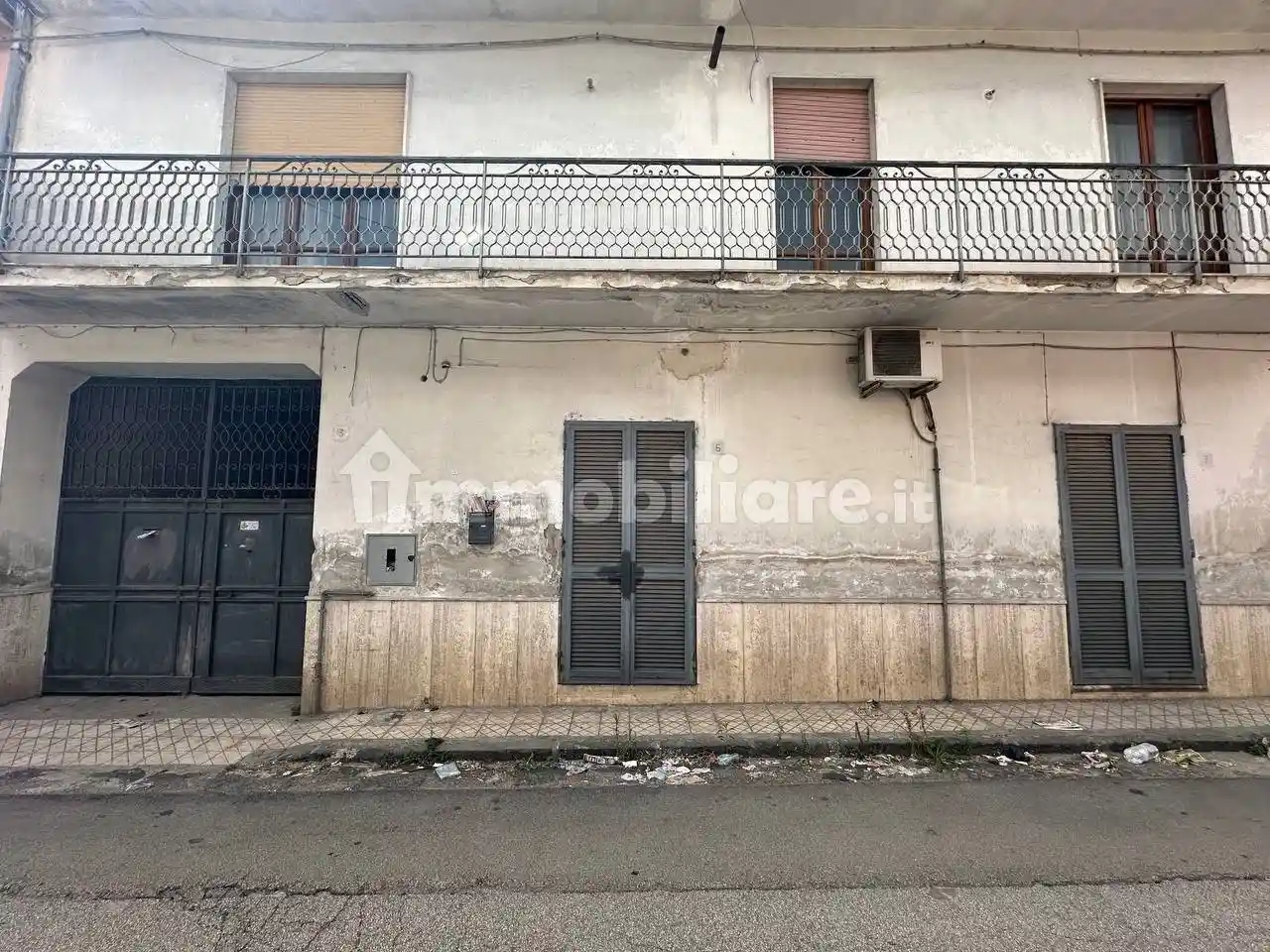 Palazzo - Edificio in vendita a Teverola