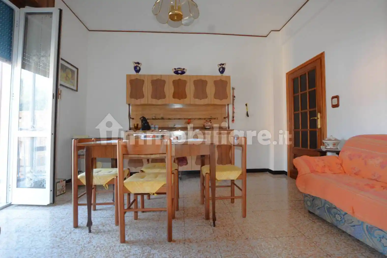Appartamento in vendita a Vado Ligure