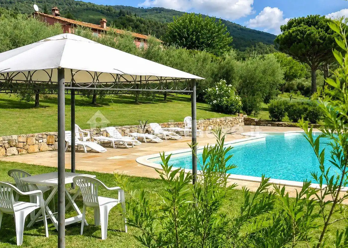 Villa in vendita a Pistoia