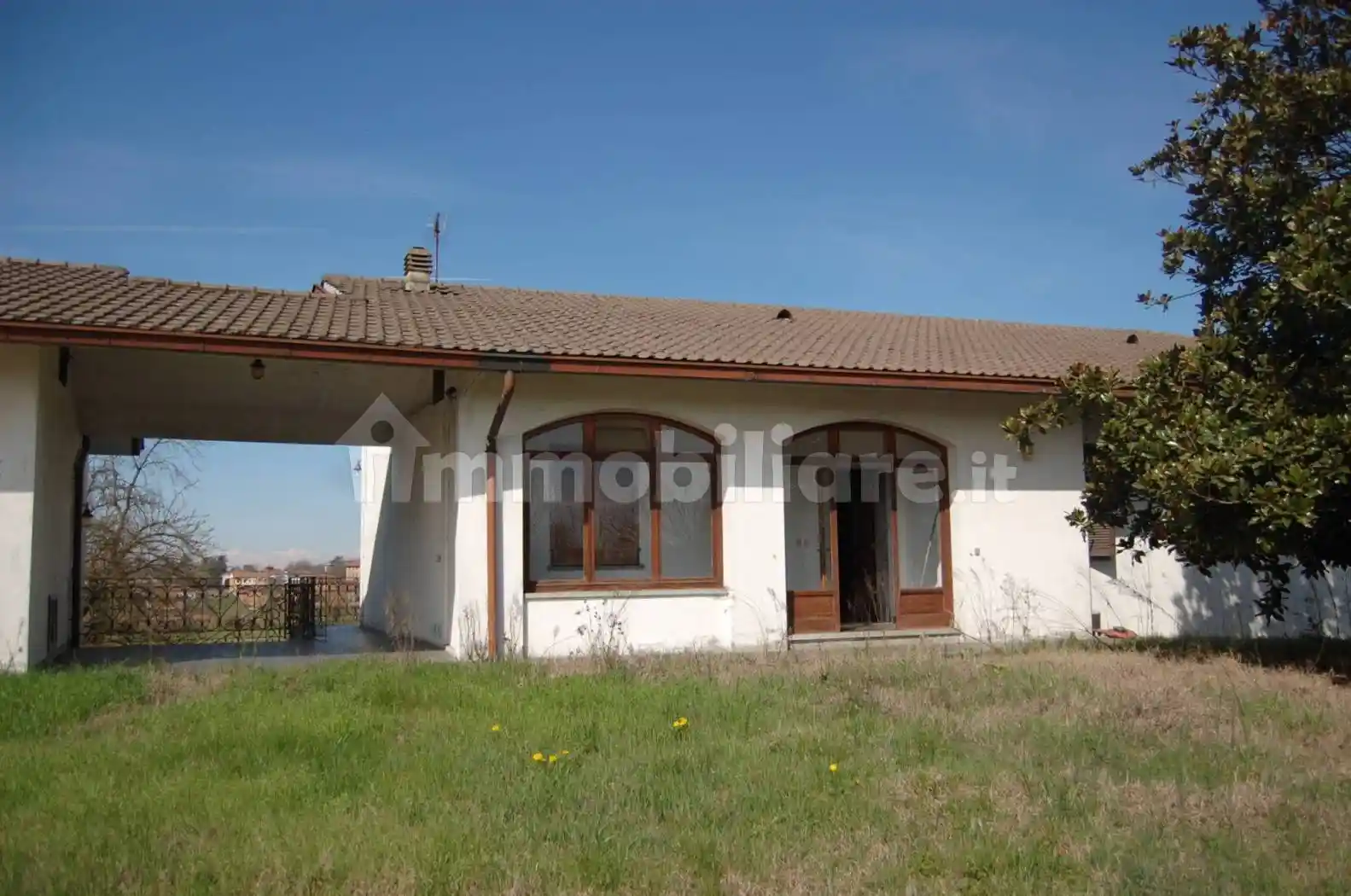 Villa in vendita a Quattordio