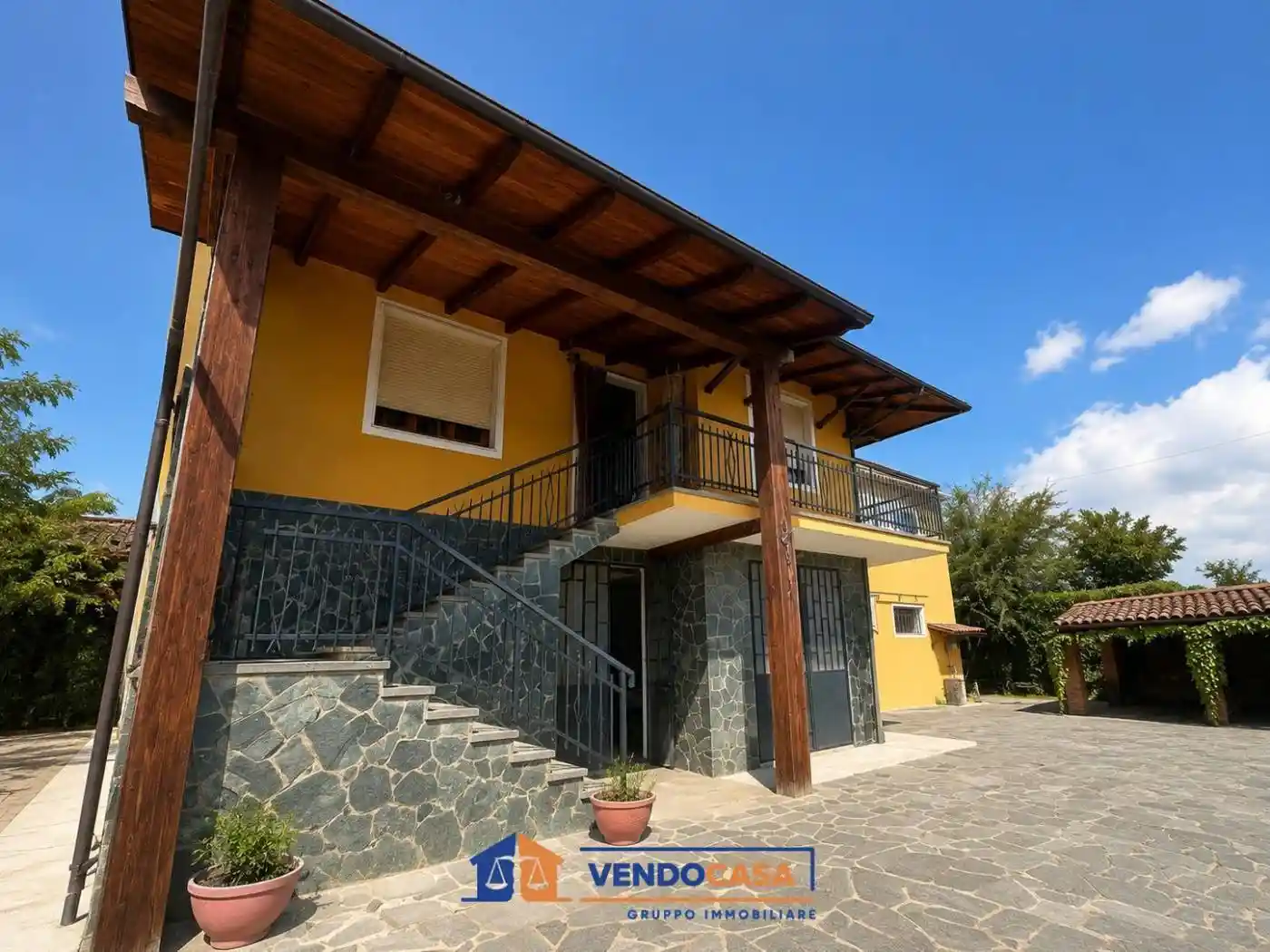 Villa in vendita a Nizza Monferrato