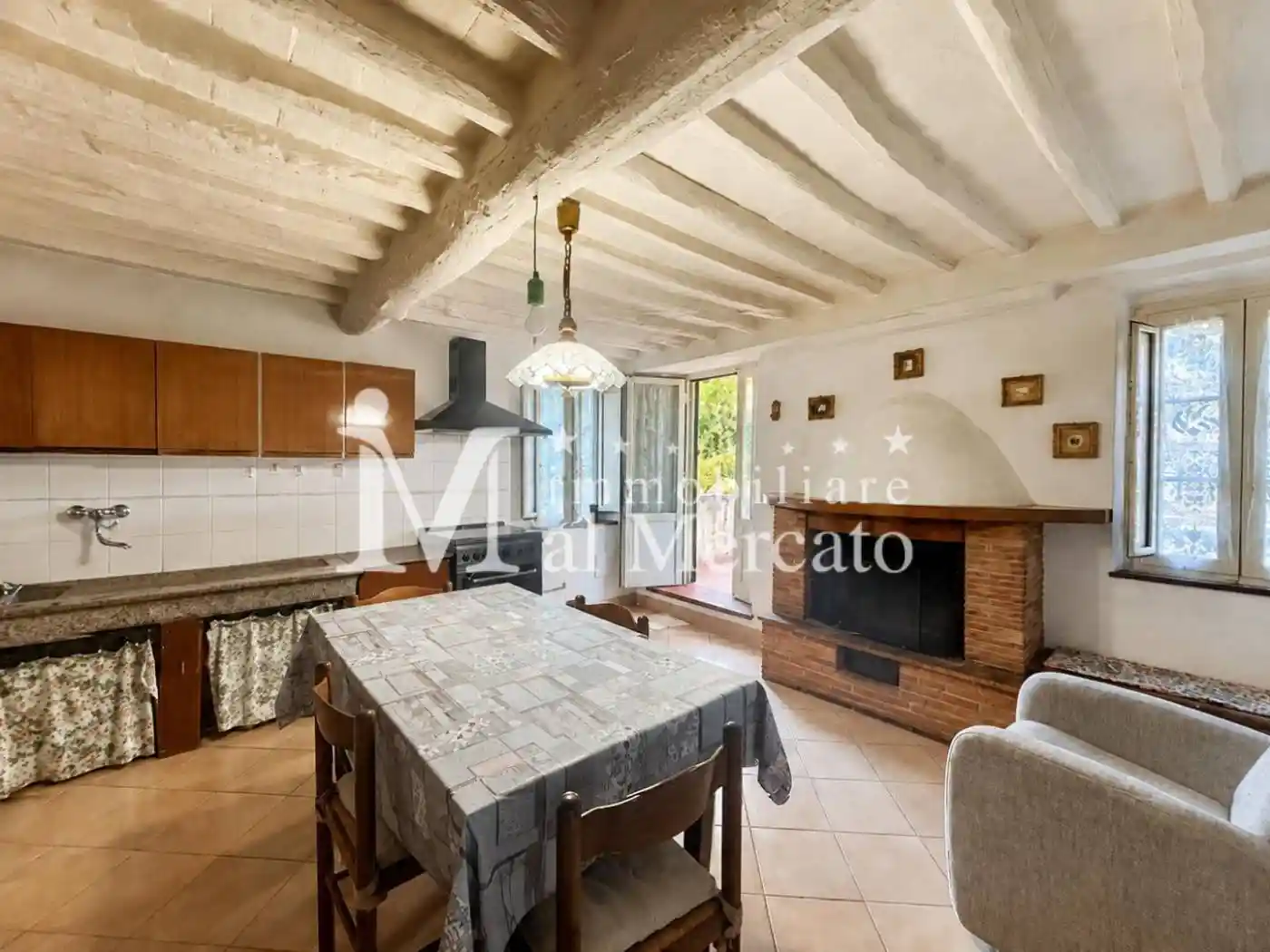 Casa indipendente in vendita a Lucca