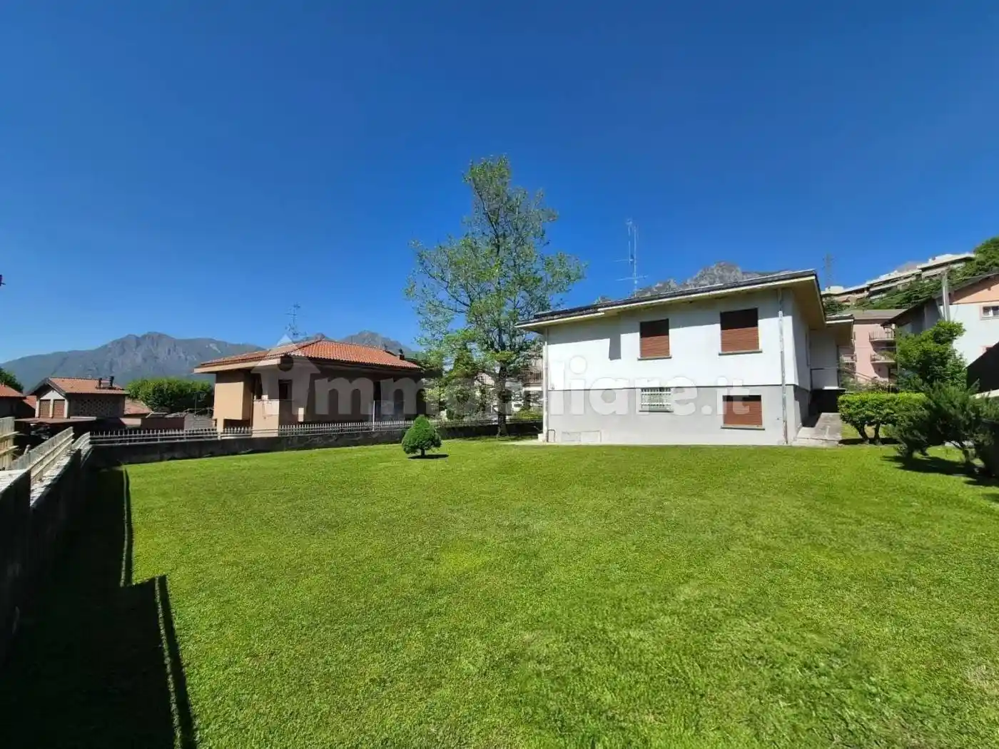 Villa in vendita a Lecco