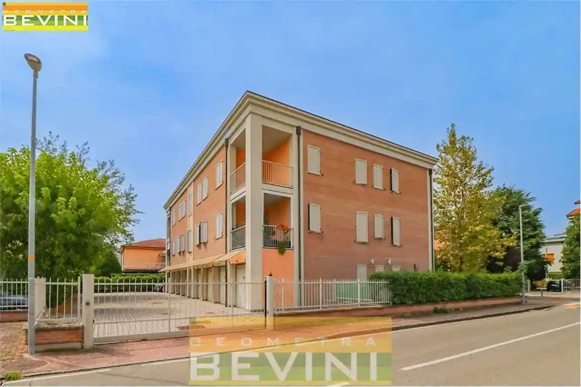 Appartamento in vendita a Modena