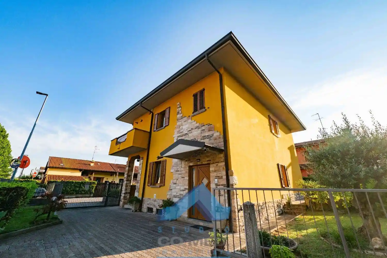Villa in vendita a Seriate