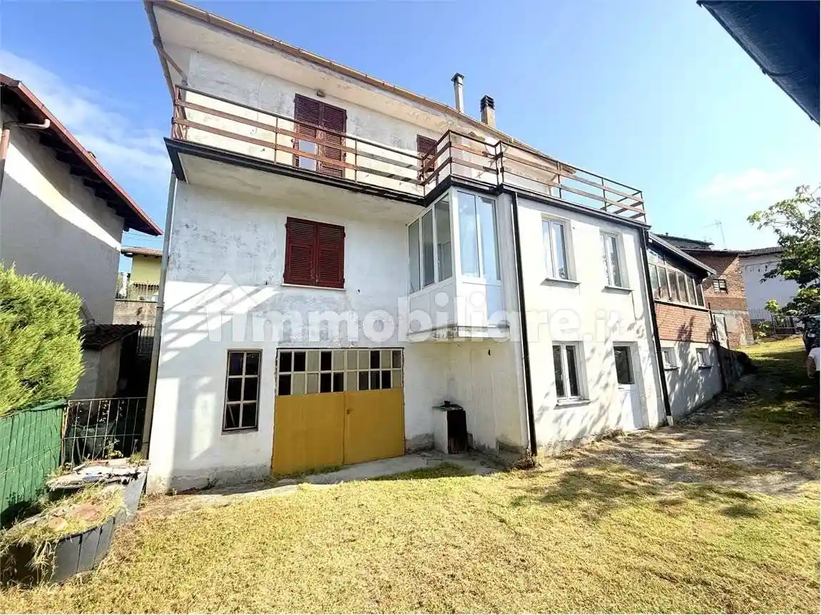 Villa in vendita a Stazzano