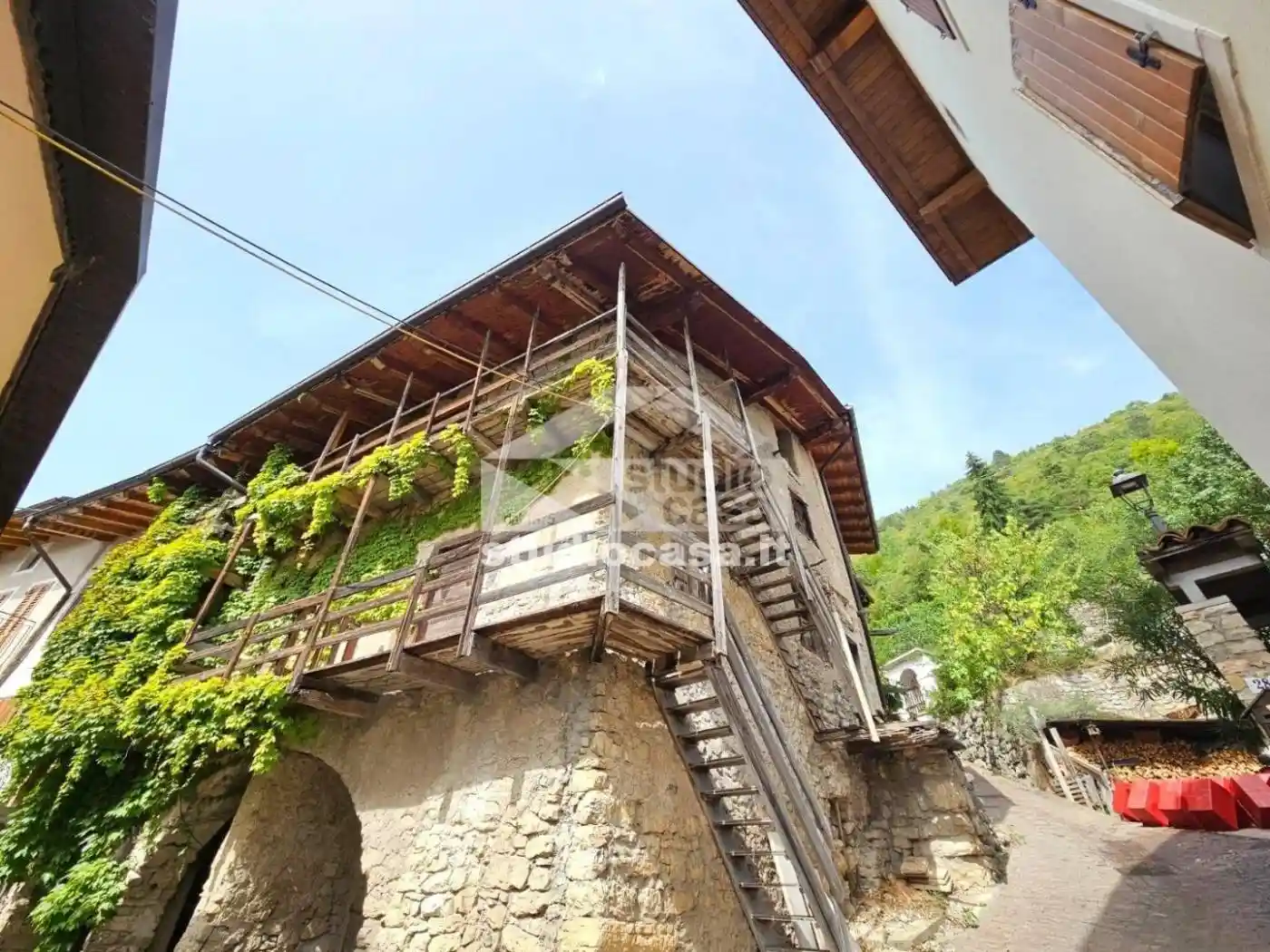 Rustico - Casale in vendita a Rovereto