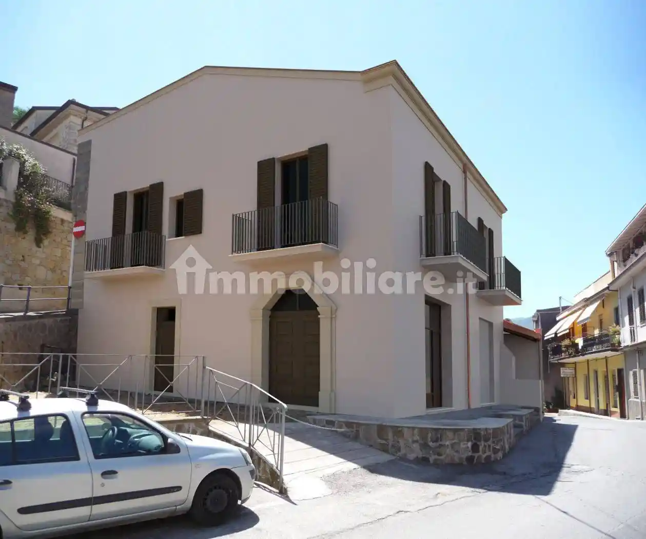 Villa in vendita a Ficarra