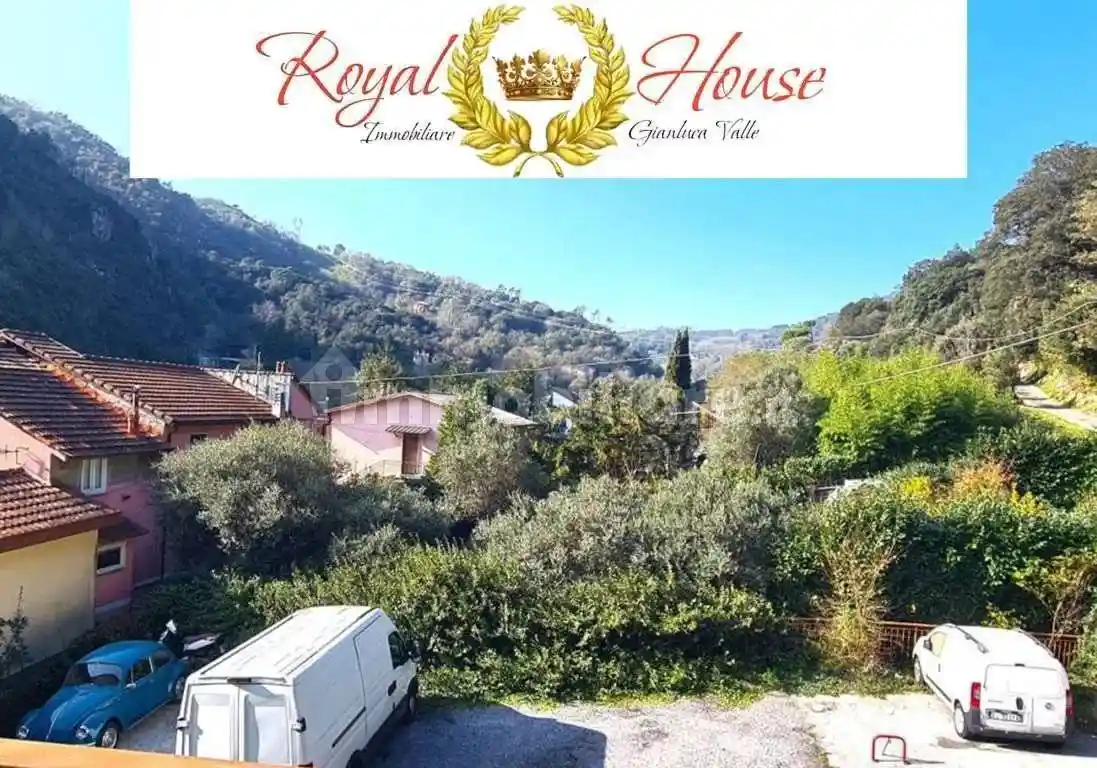 Appartamento in vendita a Varazze
