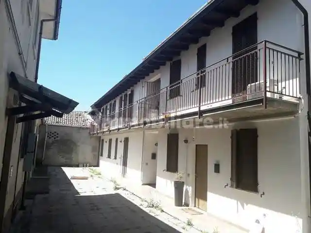 Appartamento in vendita a Sannazzaro de' Burgondi
