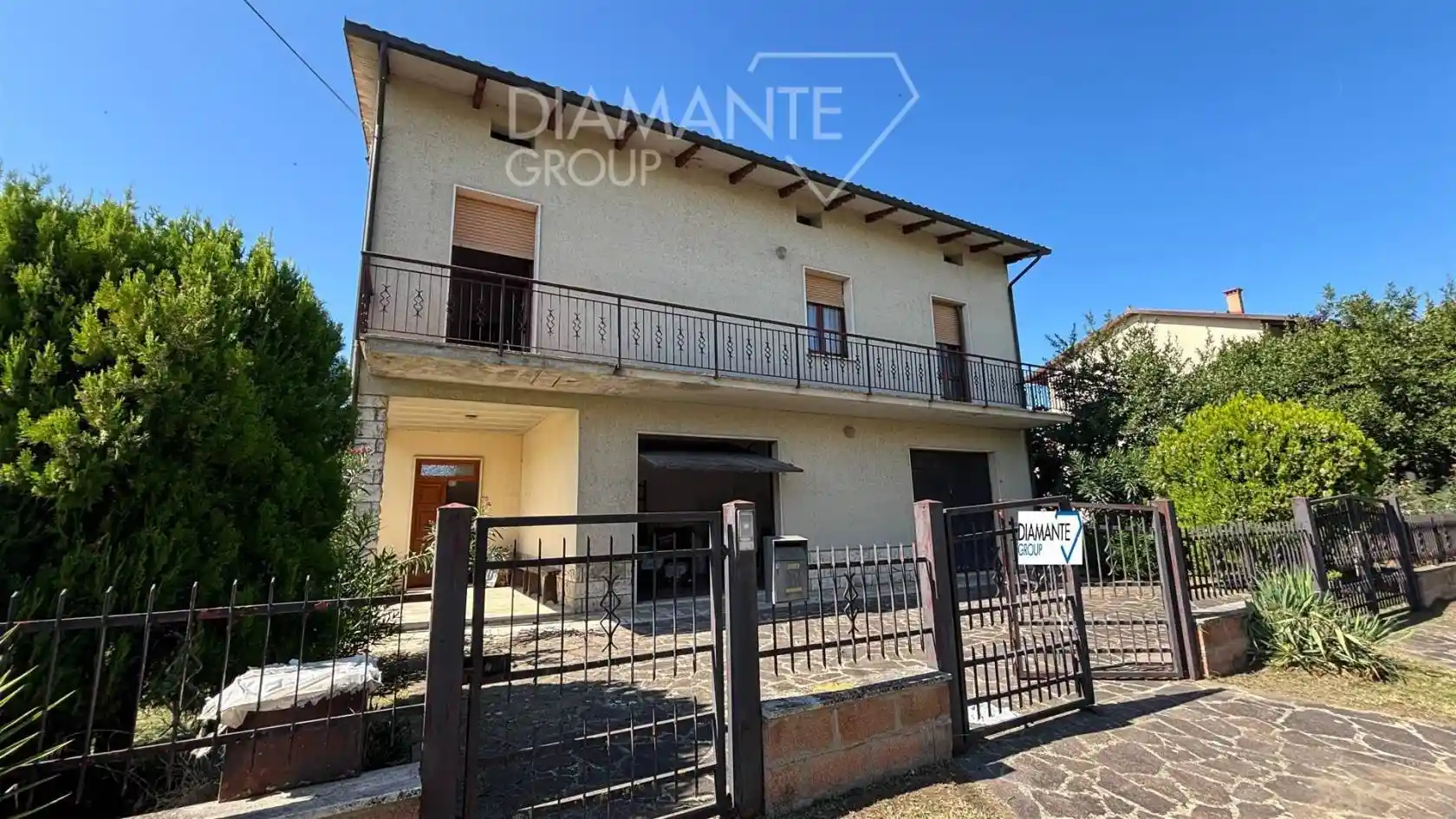 Casa indipendente in vendita a Castiglione del Lago