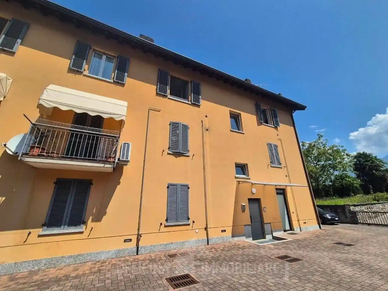 Appartamento in vendita a Colico