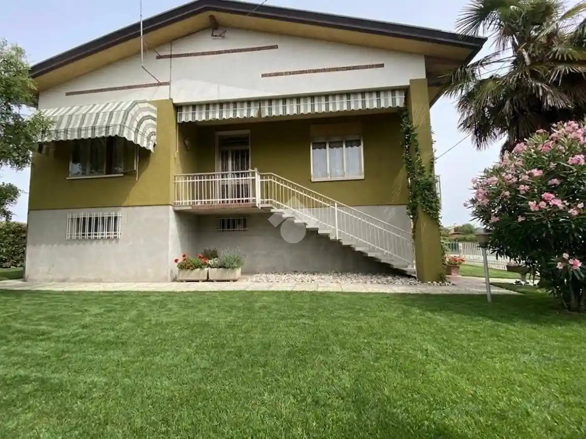 Casa indipendente in vendita a Albignasego